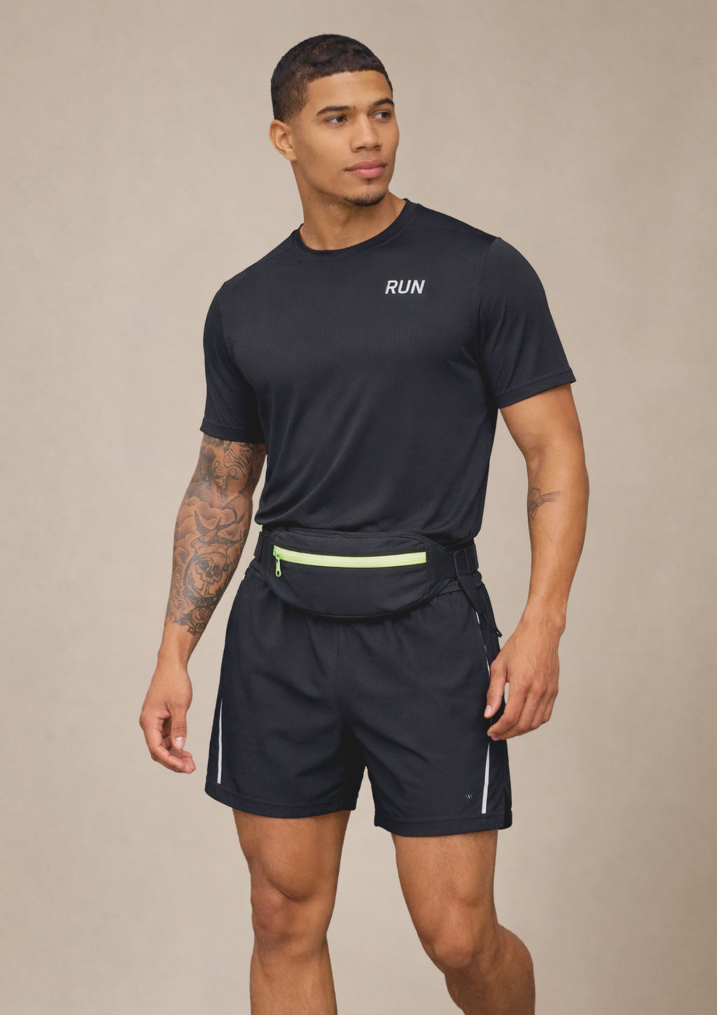 Ultime — Pack Homme Tenue + Banane + Chaussettes